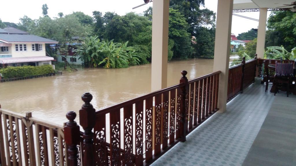 Khun Pra Chote Homestay & Guesthouse Phra Nakhon Si Ayutthaya Buitenkant foto