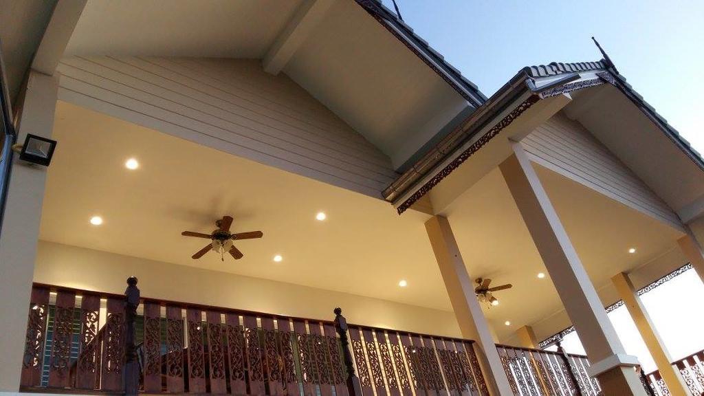 Khun Pra Chote Homestay & Guesthouse Phra Nakhon Si Ayutthaya Buitenkant foto